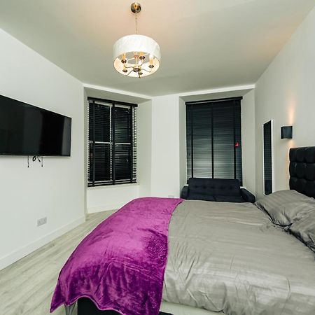 Cheerz Apartments Aberdeen Bagian luar foto